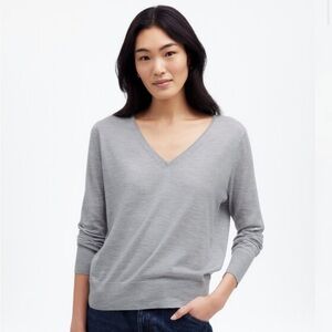 Madewell Gray V-Neck Women's Sweater
